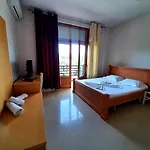 מלון Vila Giorgio שקודר